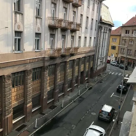 Bervia Apartment Szombathely